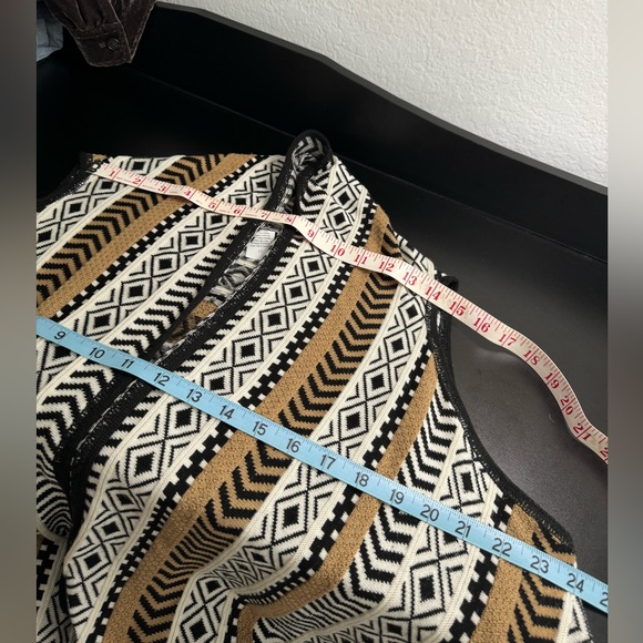 212 NEW YORK Women Boho Asymmetrical Open Sweater Vest Cardigan Sz L Jersey Top - Picture 11 of 12